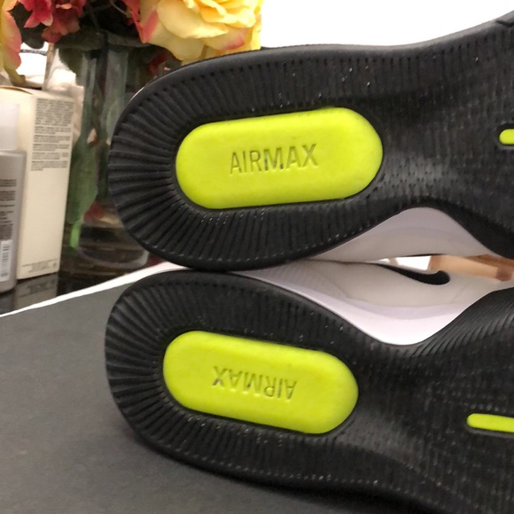 NIKE AIR MAX WILDCARD HC RUNNING SNEAKERS MENS SIZE 11 - Picture 16 of 16